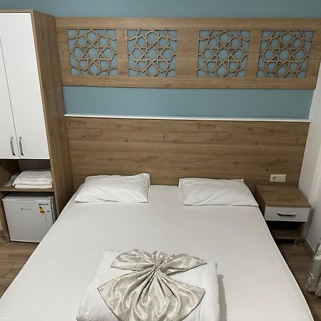 Amsterdam Otel Economic Room Кемер Екстериор снимка